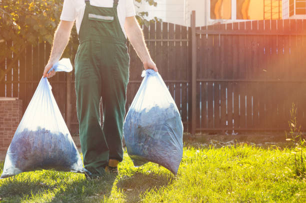 Best Yard Cleanup Services  in New Canaan, CT